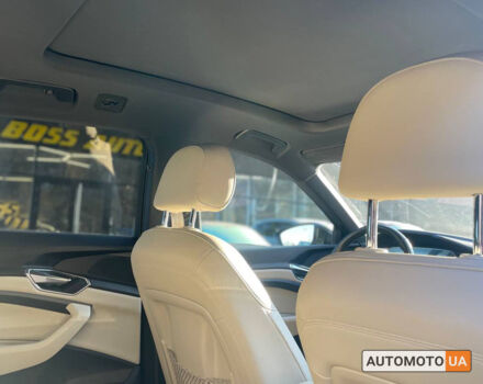 Черный Ауди E-Tron, объемом двигателя 95 л и пробегом 148 тыс. км за 34000 $, фото 13 на Automoto.ua