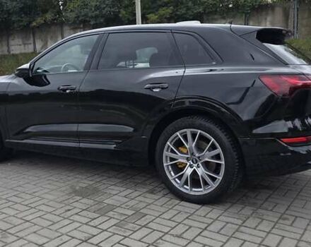 Черный Ауди E-Tron, объемом двигателя 0 л и пробегом 138 тыс. км за 29900 $, фото 26 на Automoto.ua