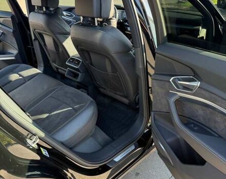 Черный Ауди E-Tron, объемом двигателя 0 л и пробегом 38 тыс. км за 39800 $, фото 8 на Automoto.ua