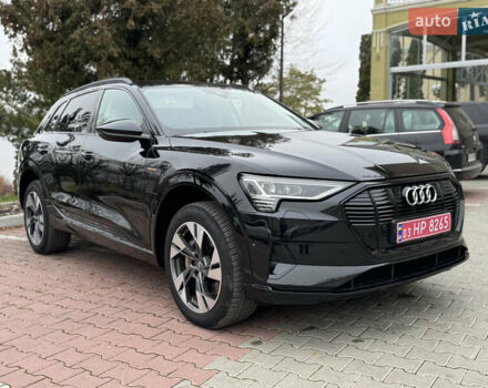 Черный Ауди E-Tron, объемом двигателя 0 л и пробегом 120 тыс. км за 26500 $, фото 5 на Automoto.ua