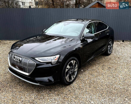 Черный Ауди E-Tron, объемом двигателя 0 л и пробегом 32 тыс. км за 35500 $, фото 2 на Automoto.ua