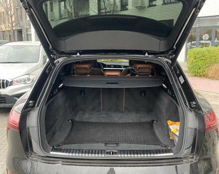 Черный Ауди E-Tron, объемом двигателя 0 л и пробегом 146 тыс. км за 31900 $, фото 39 на Automoto.ua