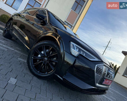 Чорний Ауді E-Tron, об'ємом двигуна 0 л та пробігом 150 тис. км за 25900 $, фото 11 на Automoto.ua