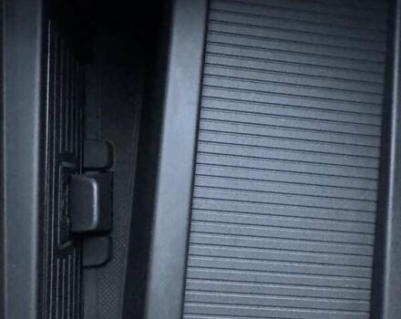 Чорний Ауді E-Tron, об'ємом двигуна 0 л та пробігом 253 тис. км за 24200 $, фото 40 на Automoto.ua