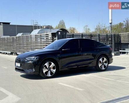 Ауді E-Tron 2020 у Києві на Automoto.ua Чорний Ауді E-Tron, об'ємом двигуна 0 л та пробігом 44 тис. км за 35999 $, фото 13 на Automoto.ua