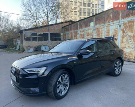 Ауди E-Tron 2020 в Виннице на Automoto.ua Черный Ауди E-Tron, объемом двигателя 0 л и пробегом 119 тыс. км за 28400 $, фото 2 на Automoto.ua