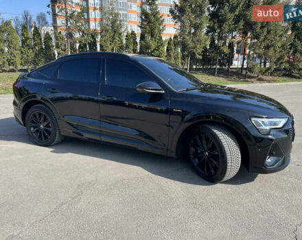 Черный Ауди E-Tron, объемом двигателя 0 л и пробегом 52 тыс. км за 39999 $, фото 9 на Automoto.ua