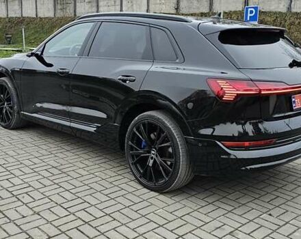 Чорний Ауді E-Tron, об'ємом двигуна 0 л та пробігом 120 тис. км за 33500 $, фото 25 на Automoto.ua