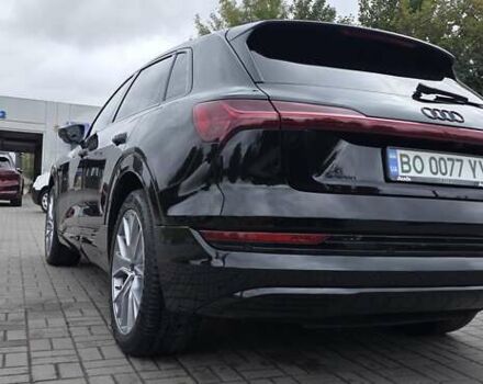 Чорний Ауді E-Tron, об'ємом двигуна 0 л та пробігом 138 тис. км за 29900 $, фото 32 на Automoto.ua