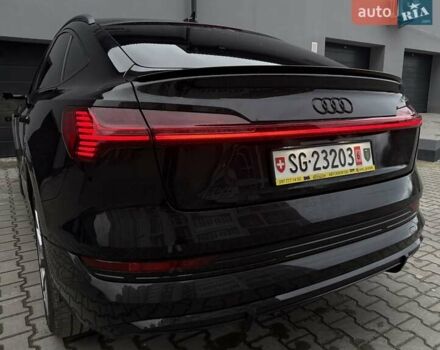 Черный Ауди E-Tron, объемом двигателя 0 л и пробегом 105 тыс. км за 35990 $, фото 12 на Automoto.ua