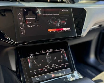 Чорний Ауді E-Tron, об'ємом двигуна 0 л та пробігом 120 тис. км за 27800 $, фото 20 на Automoto.ua