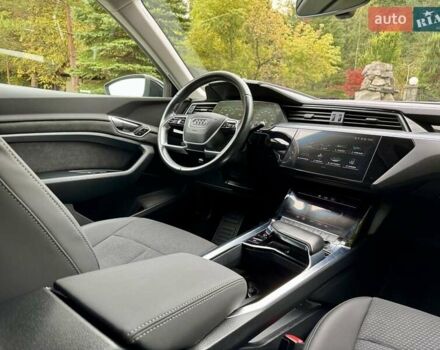 Черный Ауди E-Tron, объемом двигателя 0 л и пробегом 159 тыс. км за 24000 $, фото 112 на Automoto.ua