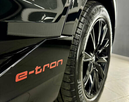 Черный Ауди E-Tron, объемом двигателя 0 л и пробегом 38 тыс. км за 39999 $, фото 14 на Automoto.ua