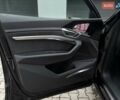 Черный Ауди E-Tron, объемом двигателя 0 л и пробегом 105 тыс. км за 35990 $, фото 24 на Automoto.ua