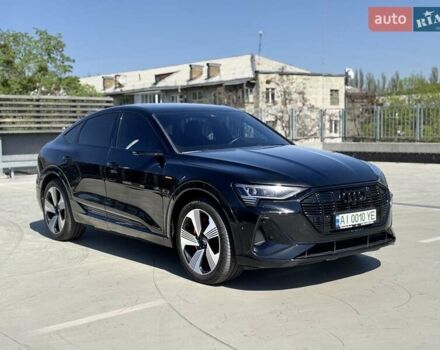 Ауді E-Tron 2020 у Києві на Automoto.ua Чорний Ауді E-Tron, об'ємом двигуна 0 л та пробігом 44 тис. км за 35999 $, фото 4 на Automoto.ua