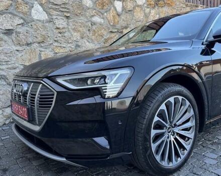 Чорний Ауді E-Tron, об'ємом двигуна 0 л та пробігом 253 тис. км за 24200 $, фото 18 на Automoto.ua