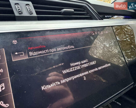 Черный Ауди E-Tron, объемом двигателя 0 л и пробегом 155 тыс. км за 33300 $, фото 31 на Automoto.ua