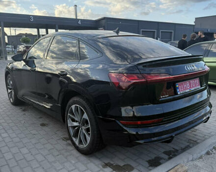 Чорний Ауді E-Tron, об'ємом двигуна 0 л та пробігом 99 тис. км за 33500 $, фото 2 на Automoto.ua