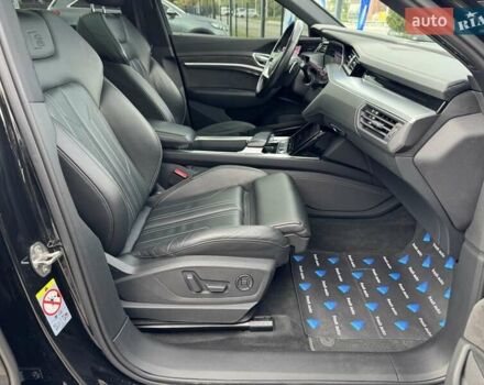 Черный Ауди E-Tron, объемом двигателя 0 л и пробегом 85 тыс. км за 30900 $, фото 41 на Automoto.ua