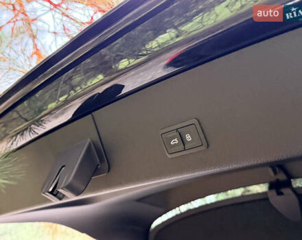 Черный Ауди E-Tron, объемом двигателя 0 л и пробегом 155 тыс. км за 33300 $, фото 29 на Automoto.ua