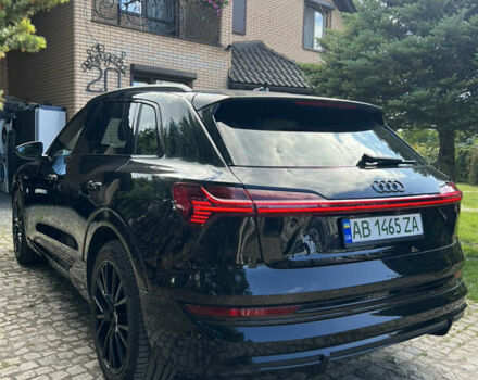 Черный Ауди E-Tron, объемом двигателя 0 л и пробегом 133 тыс. км за 28000 $, фото 3 на Automoto.ua