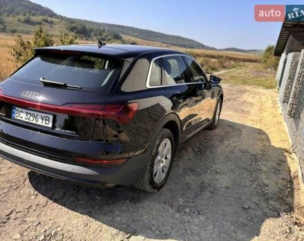 Ауді E-Tron 2020 у Львові на Automoto.ua Чорний Ауді E-Tron, об'ємом двигуна 0 л та пробігом 42 тис. км за 26650 $, фото 3 на Automoto.ua
