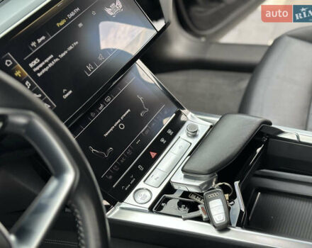 Черный Ауди E-Tron, объемом двигателя 0 л и пробегом 130 тыс. км за 26500 $, фото 19 на Automoto.ua