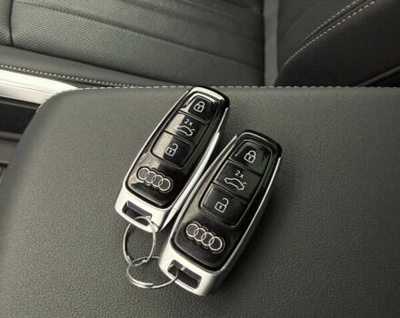 Черный Ауди E-Tron, объемом двигателя 0 л и пробегом 32 тыс. км за 35500 $, фото 31 на Automoto.ua