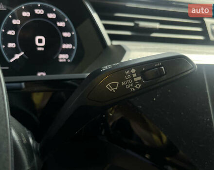 Черный Ауди E-Tron, объемом двигателя 0 л и пробегом 143 тыс. км за 29999 $, фото 25 на Automoto.ua