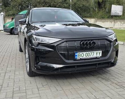 Чорний Ауді E-Tron, об'ємом двигуна 0 л та пробігом 138 тис. км за 29900 $, фото 11 на Automoto.ua