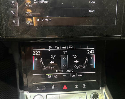 Чорний Ауді E-Tron, об'ємом двигуна 0 л та пробігом 130 тис. км за 23990 $, фото 22 на Automoto.ua