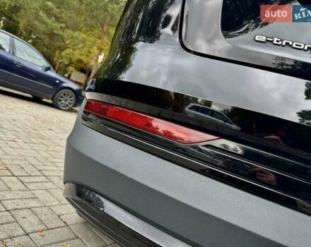 Чорний Ауді E-Tron, об'ємом двигуна 0 л та пробігом 159 тис. км за 24500 $, фото 57 на Automoto.ua