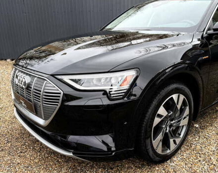 Черный Ауди E-Tron, объемом двигателя 0 л и пробегом 32 тыс. км за 35500 $, фото 4 на Automoto.ua