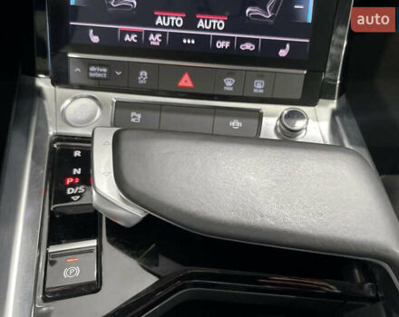 Черный Ауди E-Tron, объемом двигателя 0 л и пробегом 125 тыс. км за 21700 $, фото 25 на Automoto.ua