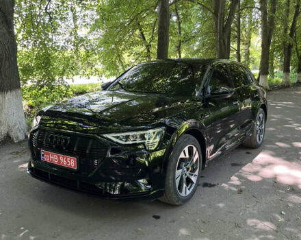 Черный Ауди E-Tron, объемом двигателя 0 л и пробегом 199 тыс. км за 27999 $, фото 3 на Automoto.ua
