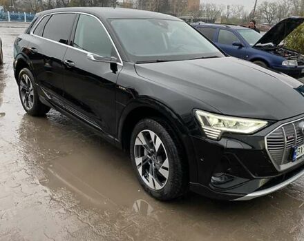 Черный Ауди E-Tron, объемом двигателя 0 л и пробегом 54 тыс. км за 32549 $, фото 3 на Automoto.ua