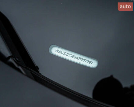 Чорний Ауді E-Tron, об'ємом двигуна 0 л та пробігом 75 тис. км за 29900 $, фото 36 на Automoto.ua