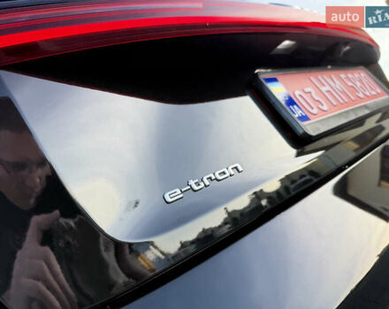 Чорний Ауді E-Tron, об'ємом двигуна 0 л та пробігом 150 тис. км за 25900 $, фото 47 на Automoto.ua