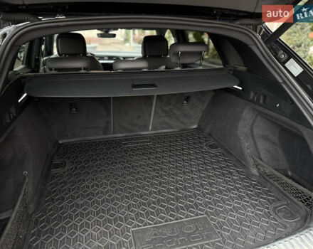 Чорний Ауді E-Tron, об'ємом двигуна 0 л та пробігом 51 тис. км за 31499 $, фото 50 на Automoto.ua