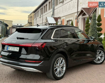 Чорний Ауді E-Tron, об'ємом двигуна 0 л та пробігом 51 тис. км за 31499 $, фото 30 на Automoto.ua