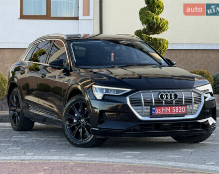 Чорний Ауді E-Tron, об'ємом двигуна 0 л та пробігом 150 тис. км за 25900 $, фото 3 на Automoto.ua