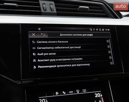 Черный Ауди E-Tron, объемом двигателя 0 л и пробегом 50 тыс. км за 39400 $, фото 32 на Automoto.ua