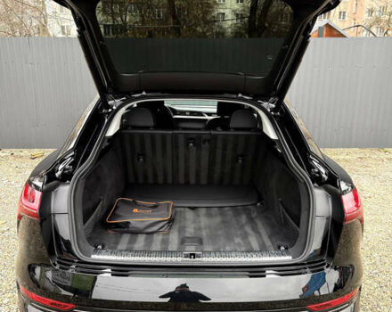 Черный Ауди E-Tron, объемом двигателя 0 л и пробегом 32 тыс. км за 35500 $, фото 16 на Automoto.ua