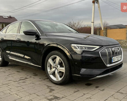 Чорний Ауді E-Tron, об'ємом двигуна 0 л та пробігом 78 тис. км за 26500 $, фото 13 на Automoto.ua