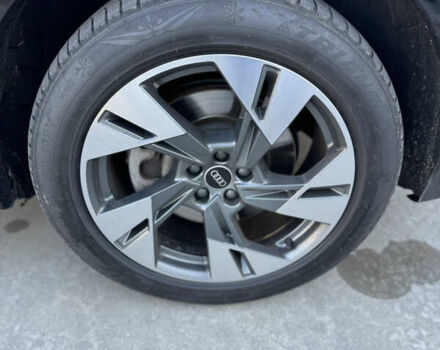 Чорний Ауді E-Tron, об'ємом двигуна 0 л та пробігом 155 тис. км за 29499 $, фото 19 на Automoto.ua