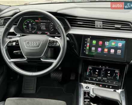 Черный Ауди E-Tron, объемом двигателя 0 л и пробегом 101 тыс. км за 29900 $, фото 15 на Automoto.ua