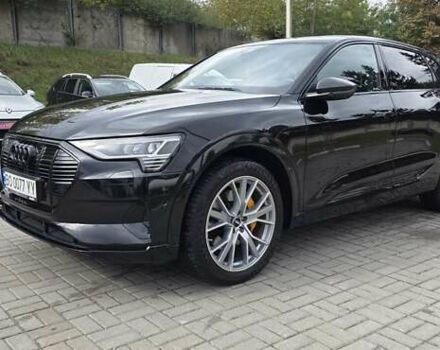 Черный Ауди E-Tron, объемом двигателя 0 л и пробегом 138 тыс. км за 29900 $, фото 5 на Automoto.ua