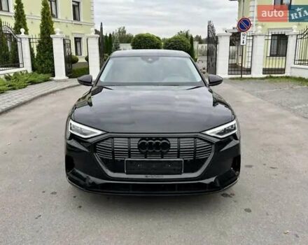 Черный Ауди E-Tron, объемом двигателя 0 л и пробегом 59 тыс. км за 33500 $, фото 11 на Automoto.ua