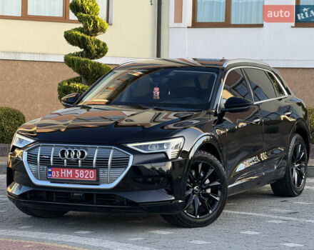Чорний Ауді E-Tron, об'ємом двигуна 0 л та пробігом 150 тис. км за 25900 $, фото 27 на Automoto.ua