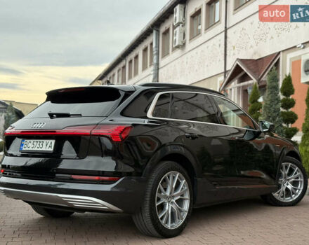 Чорний Ауді E-Tron, об'ємом двигуна 0 л та пробігом 51 тис. км за 31499 $, фото 31 на Automoto.ua